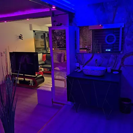 L'aurore De Charme, Clim Jacuzzi, Sauna, Piscine Chauffée Cuisine... Carpentras