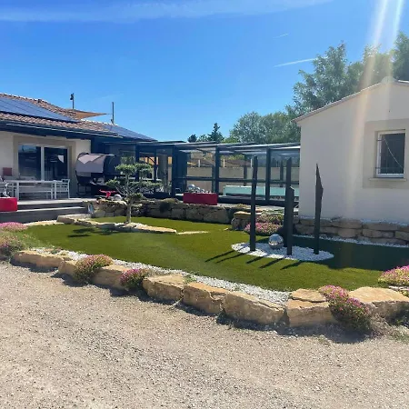 L'aurore De Charme, Clim Jacuzzi, Sauna, Piscine Chauffee Cuisine... Holiday home