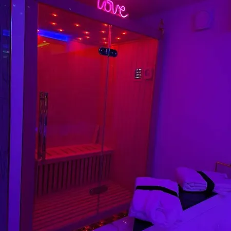 Holiday home L'aurore De Charme, Clim Jacuzzi, Sauna, Piscine Chauffee Cuisine... Carpentras