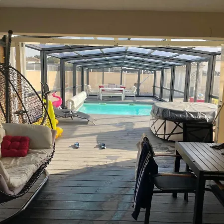 L'aurore De Charme, Clim Jacuzzi, Sauna, Piscine Chauffee Cuisine... * Carpentras