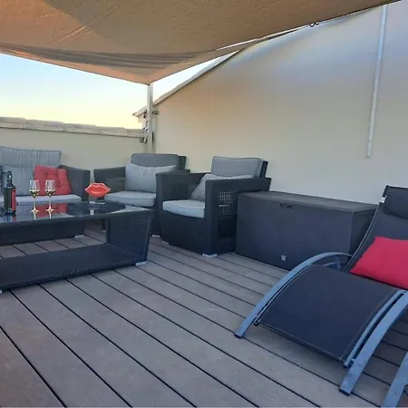 Hébergement de vacances L'aurore De Charme, Clim Jacuzzi, Sauna, Piscine Chauffée Cuisine... Carpentras