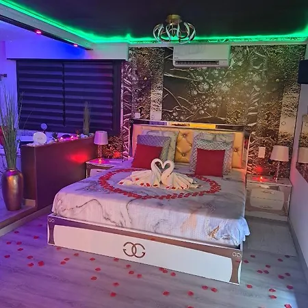 L'aurore De Charme, Clim Jacuzzi, Sauna, Piscine Chauffee Cuisine... Holiday home
