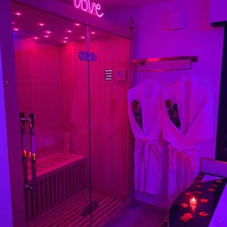 L'aurore De Charme, Clim Jacuzzi, Sauna, Piscine Chauffee Cuisine...